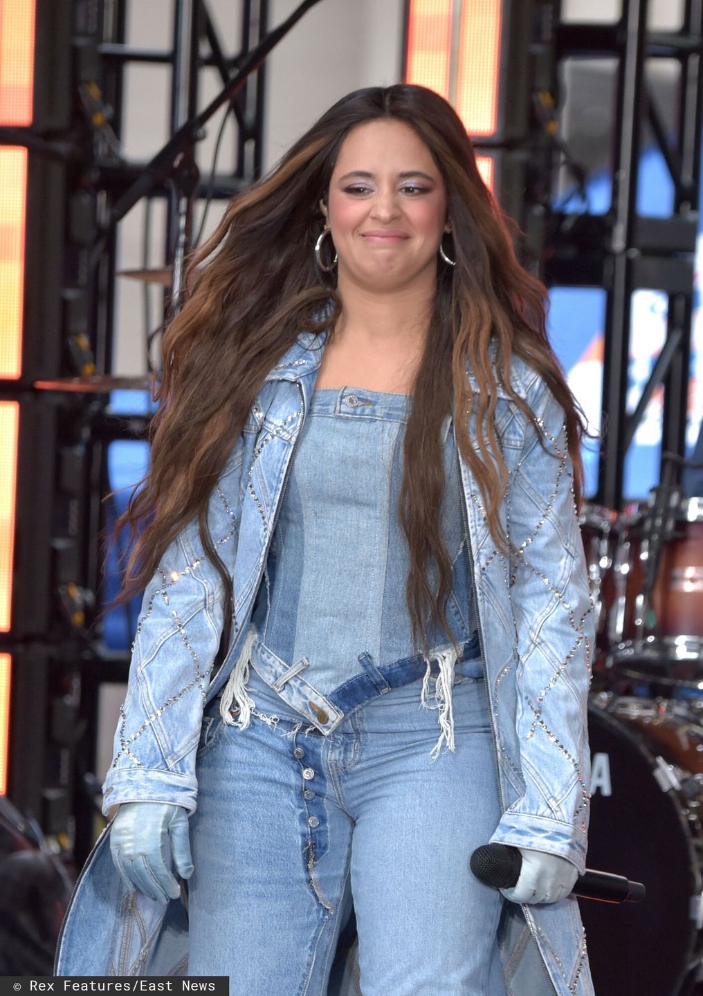 Camila Cabello prezentuje wachlarz min