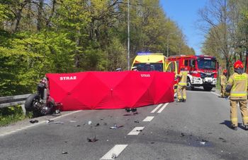 Śmiertelny wypadek pod Braniewem. Nie żyje motocyklista