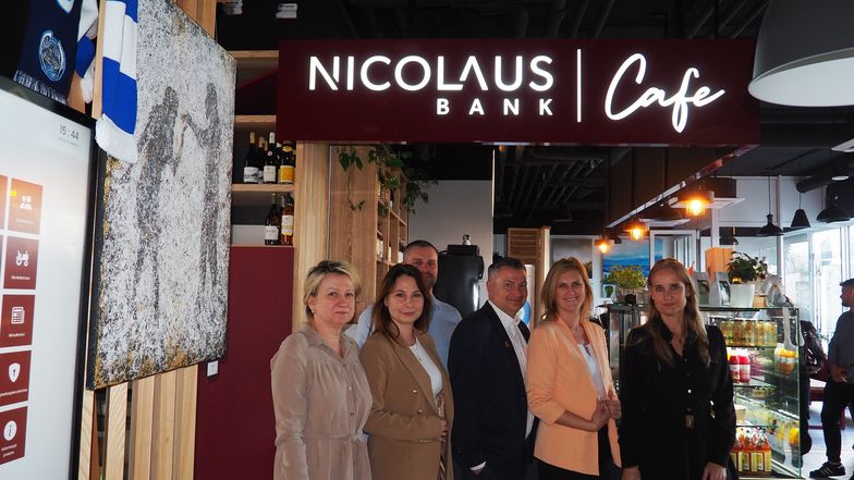 Nicolaus Bank Cafe: miejsce inspiracji lokalnego biznesu