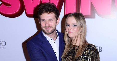 Premiera filmu "Swingersi". Antoni Królikowski z partnerką zadali szyku
