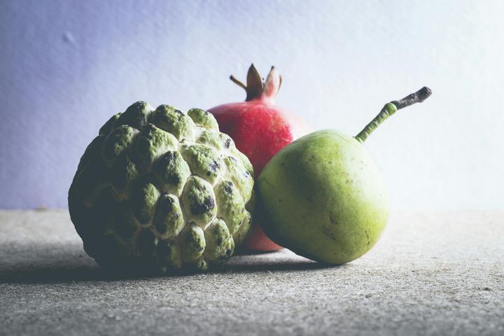 Cherimoya, czyli flaszowiec peruwiański, uważana jest za jeden z najsmaczniejszych tropikalnych owoców.