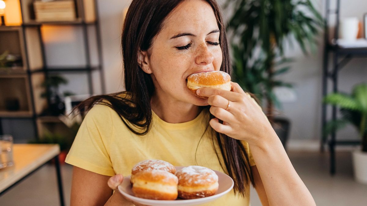 Jaki jest rekord Guinnessa w jedzeniu pączków?