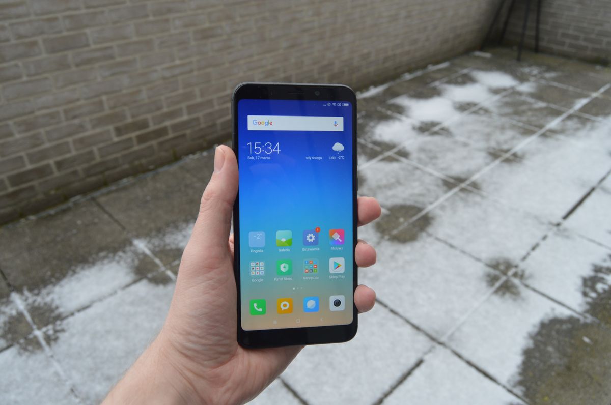 Xiaomi Redmi 5 Plus — budżetowiec z ekranem FullHD+