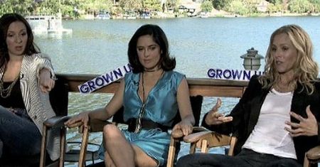 Salma Hayek mdleje na widok węża! (WIDEO)