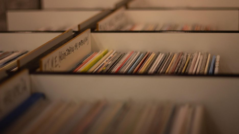 Giełda płyt winylowych w Wielkopolsce. Zdjęcie ilustracyjne