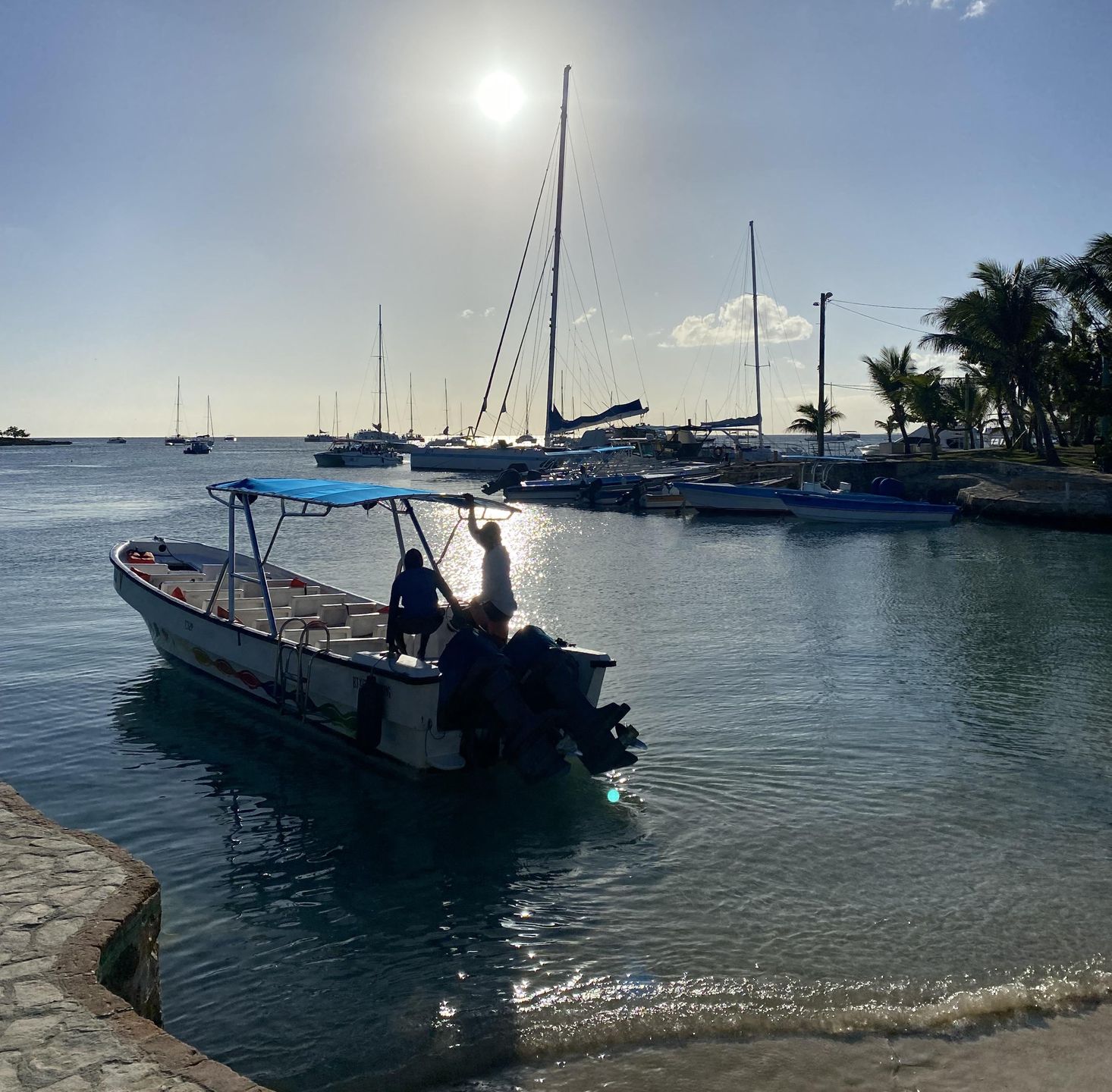 Port Bayahibe - skąd łodzie wypływają na Saoną