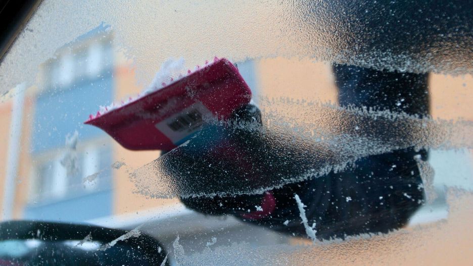 Skrobanie szyb może być koszmarem