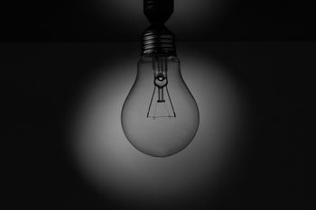 Ostrów Wielkopolski: Jakie zapasy żywności, wody i leków trzeba zgromadzić, szykując się na blackout?