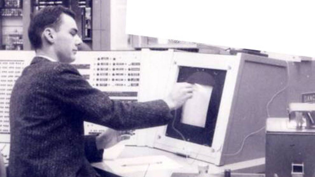 Larry Roberts przy terminalu, ok. 1960 / history-computer.com