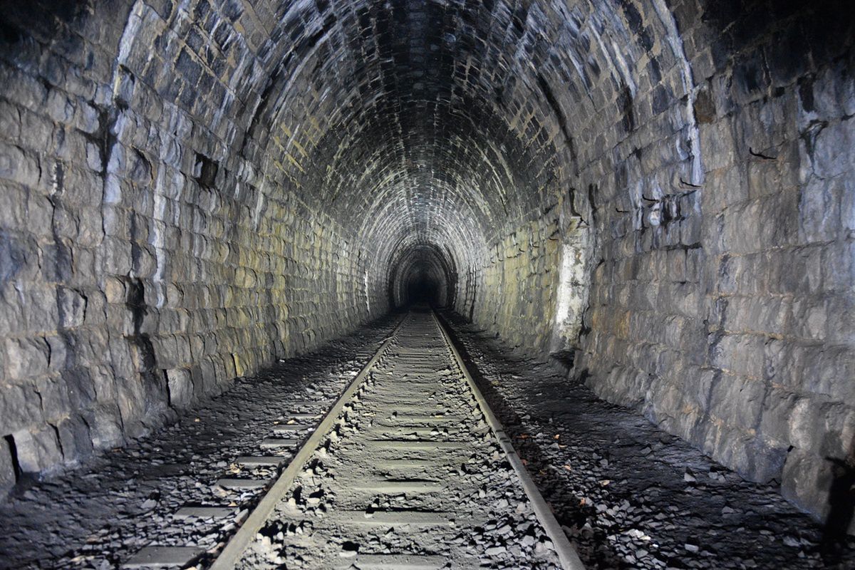 Tunel w Kowarach należy do najdłuższych w Polsce