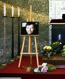 Pogrzeb Andrzeja Zaorskiego. Zjawiło się mnóstwo znanych postaci. Zamiast kwiatów odbyła się zbiórka na uchodźców