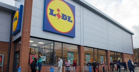 Lidl obejdzie zakaz handlu? Dużo zależy od decyzji Biedronki