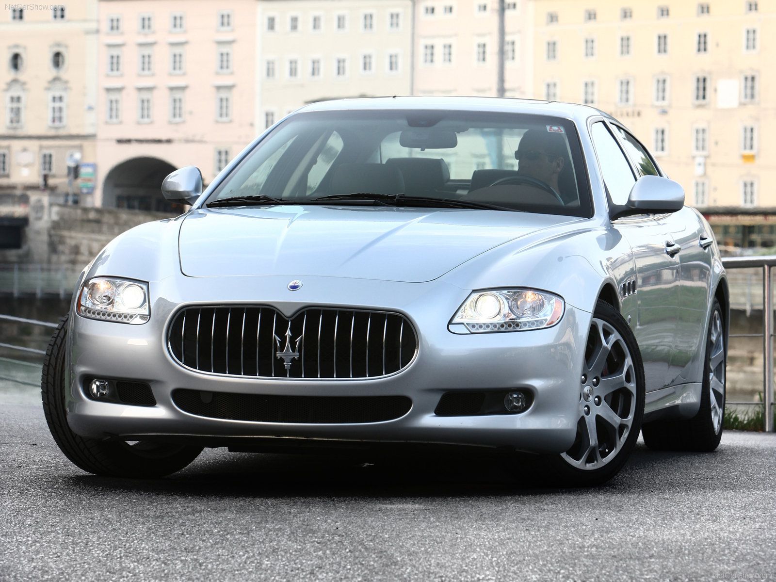Maserati Quattroporte 2