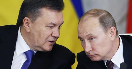 Wiktor Janukowycz marionetkowym prezydentem Putina? "Dla Ukraińców jest symbolem zdrady"