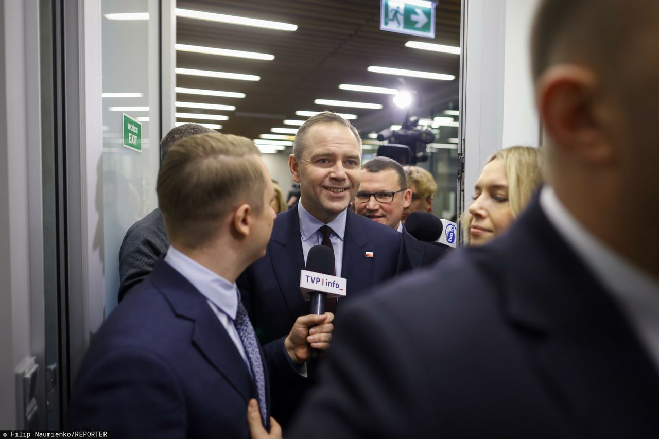 Nawrocki uciekał. "Czy pan nie rozumie po polsku?"