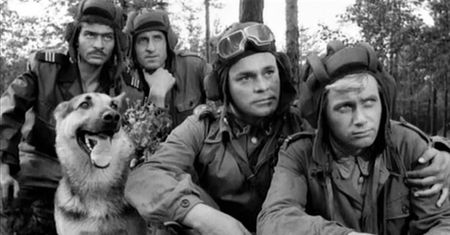 Kultowe polskie produkcje z czasów PRL-u. Rozpoznaj film po jednym zdaniu