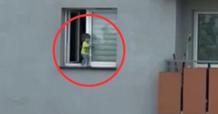Groza w Stalowej Woli. Zdjęcie obiegło Polskę. Wkrótce decyzja śledczych