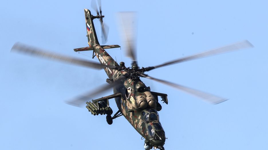 Mi-35 podczas pokazu lotniczego w Moskwie