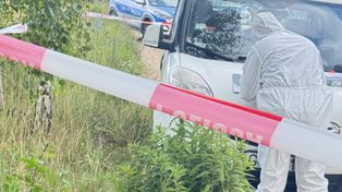Zwłoki 23-latki w aucie w Wejherowie. Nieprzytomny mężczyzna trafił do szpitala