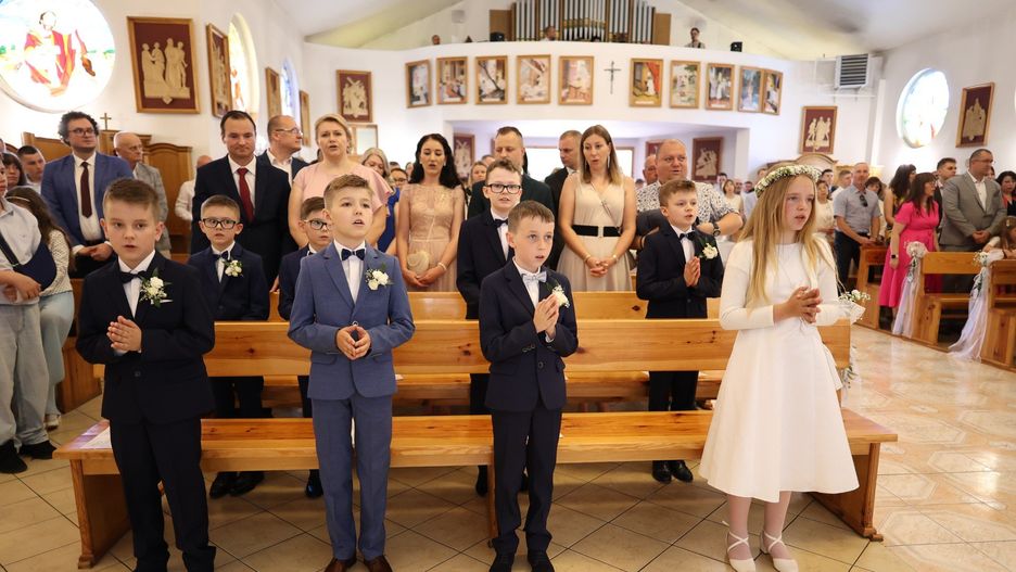 I Komunia Święta w parafii Św. Jadwigi Śląskiej w Częstochowie