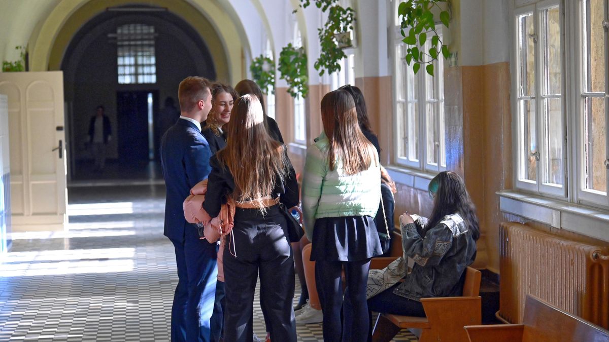 XIV LO im. Staszica w Warszawie - najlepszym liceum w Polsce.