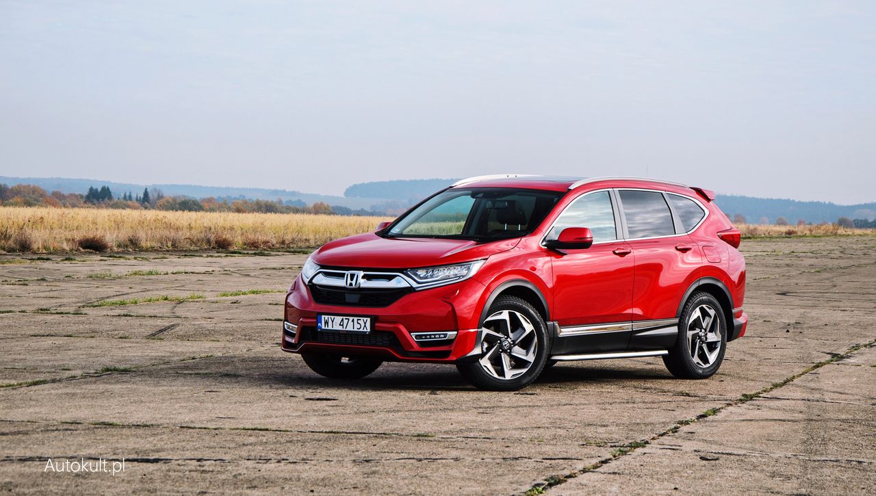 Nowa Honda CR-V nie zrobiła na mnie dużego wrażenia podczas pierwszych jazd, ale po teście uważam, że jest świetna.