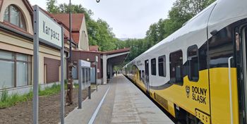 Dolny Śląsk: Renesans kolei trwa. Linia do Karpacza bije rekordy frekwencji