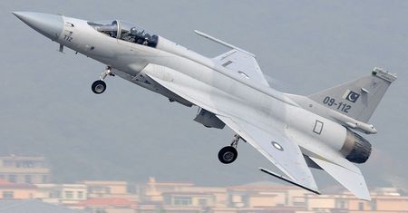 Zimny prysznic dla Trumpa. Oferta na F-35 im nie wystarczyła