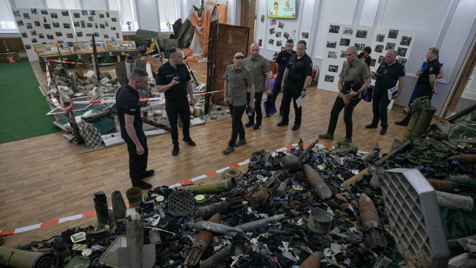 Dał prezent gen. Szymczykowi. Został zawieszony. Na zdjęciu: gen Szymczyk podczas czerwcowej wizyty w Ukrainie