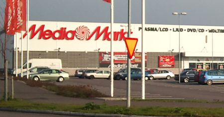 Potężny rabat na kostkarkę do lodu. Promocje w Media Markt