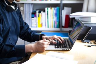 Firmy obsługujące karty kredytowe muszą ostrzegać klientów