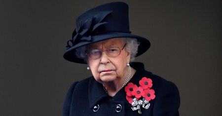 Pokazali je w "The Crown". Życie kuzynek Elżbiety II było piekłem na ziemi