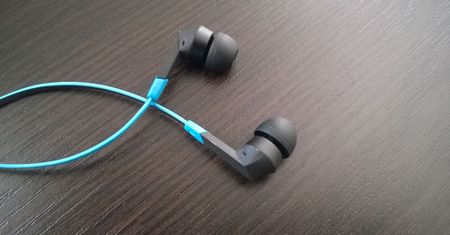 Roccat Syva – dokanałówki dla aktywnych, czyli granie i słuchanie w ruchu [test]