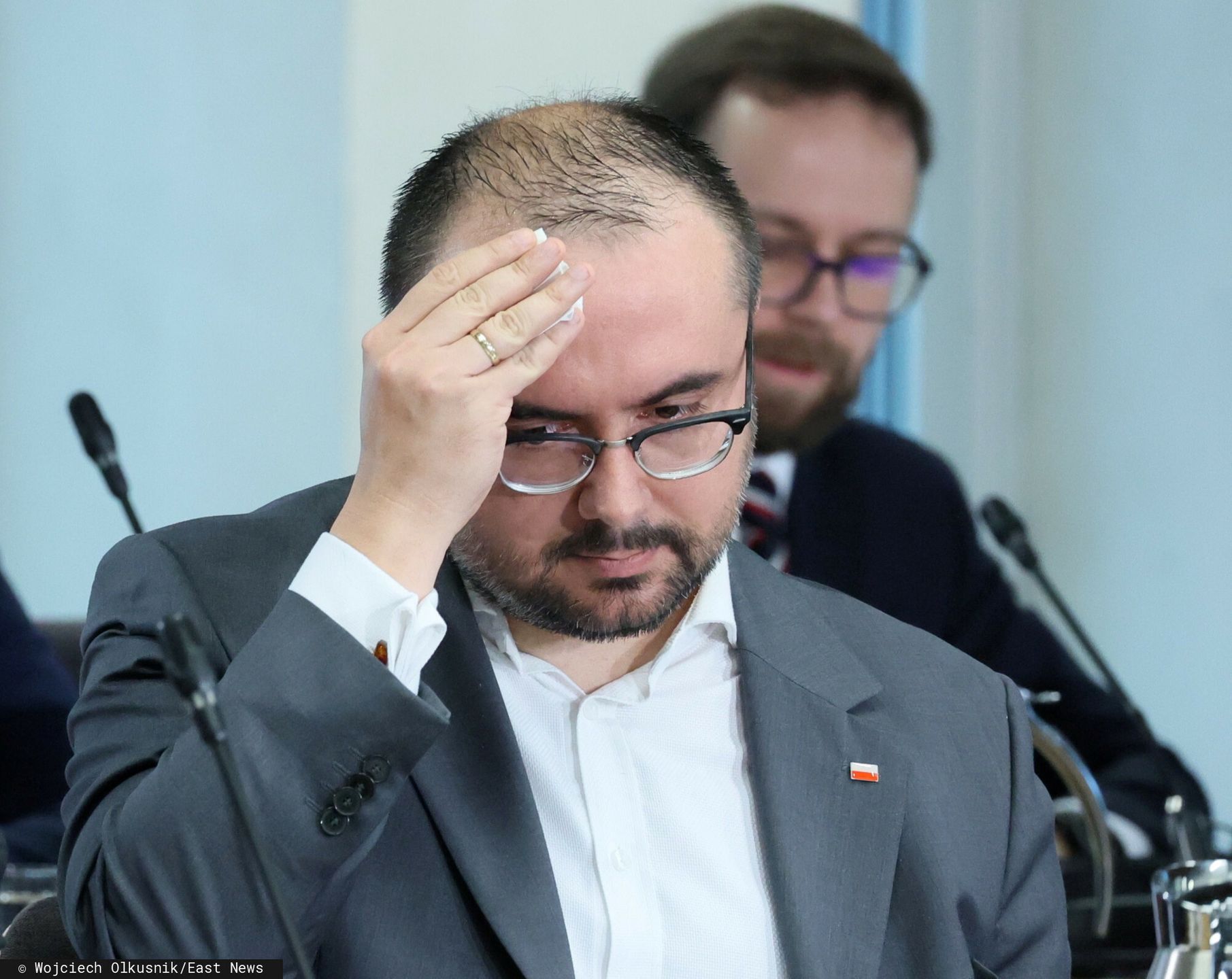 Posiedzenie komisji ?ledczej ds. wybor�w kopertowych
Fot. Wojciech Olkusnik/East News,  Warszawa, 13.02.2024. Sejm. Posiedzenie komisji sledczej ds. wyborow kopertowych. Dyskusja nad wykluczeniem z komisji posla PiS Pawla Jablonskiego.
N/z: Przemyslaw Czarnek, Pawel Jablonski
Wojciech Olkusnik
