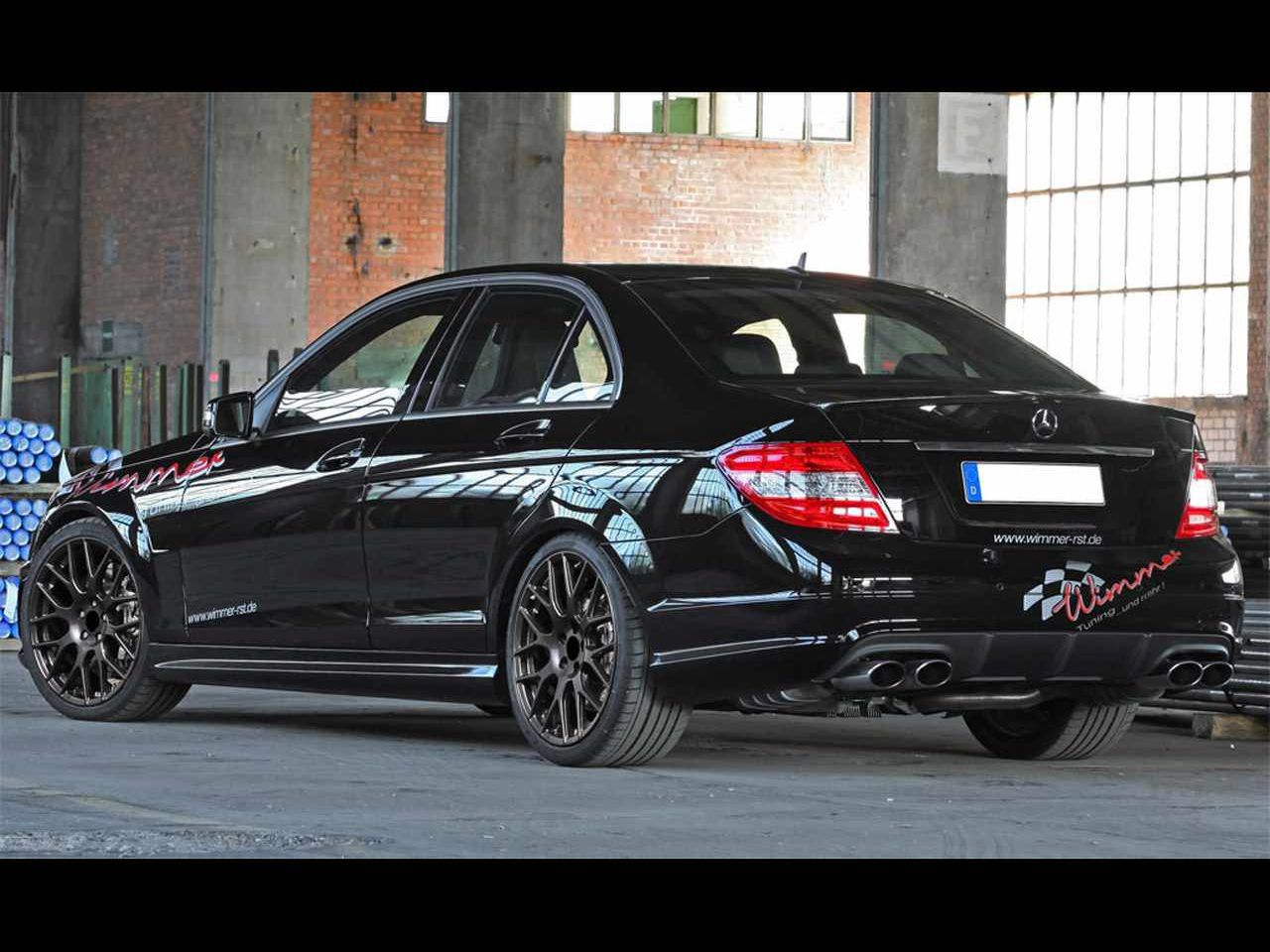 Mercedes-Benz C 63 AMG po tuningu [Galeria] 28
