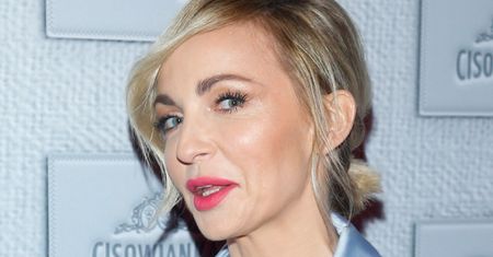 Anna Wyszkoni pozuje BEZ MAKIJAŻU! "Piękniej niż na scenie" (FOTO)