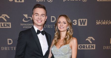 Żona prezentera Polsatu włożyła swoją suknię ślubną po latach. Efekt robi wrażenie