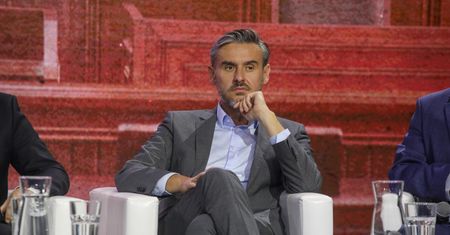 Zatankował na wakacjach za pieniądze Polaków. Jest głos z MSZ