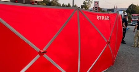 Dramat przy stacji paliw. Nie żyje 22-letni motocyklista
