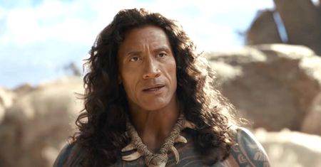 Disney głuchy na kpiny widzów. Peruka Dwayne’a Johnsona zostaje
