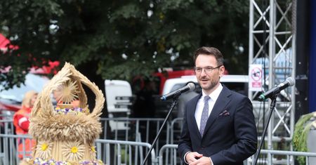 Zamrożenie cen prądu nie zadowala Polaków. Minister: to rewolucyjny mechanizm