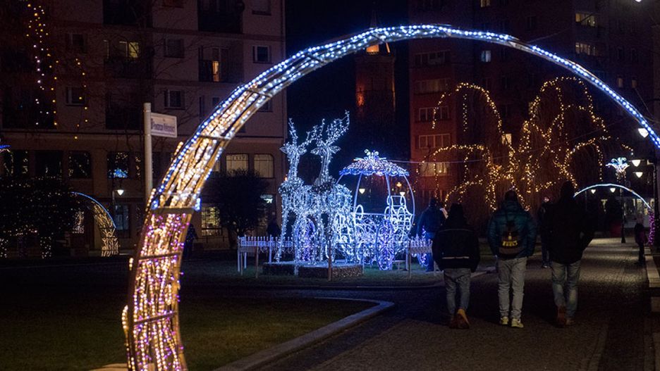Iluminacje (Piotr Florek lca.pl)