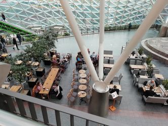 Konferencja ws. obostrzeń. Restauracje nadal zamknięte. "Rząd niczego nie rozumie"