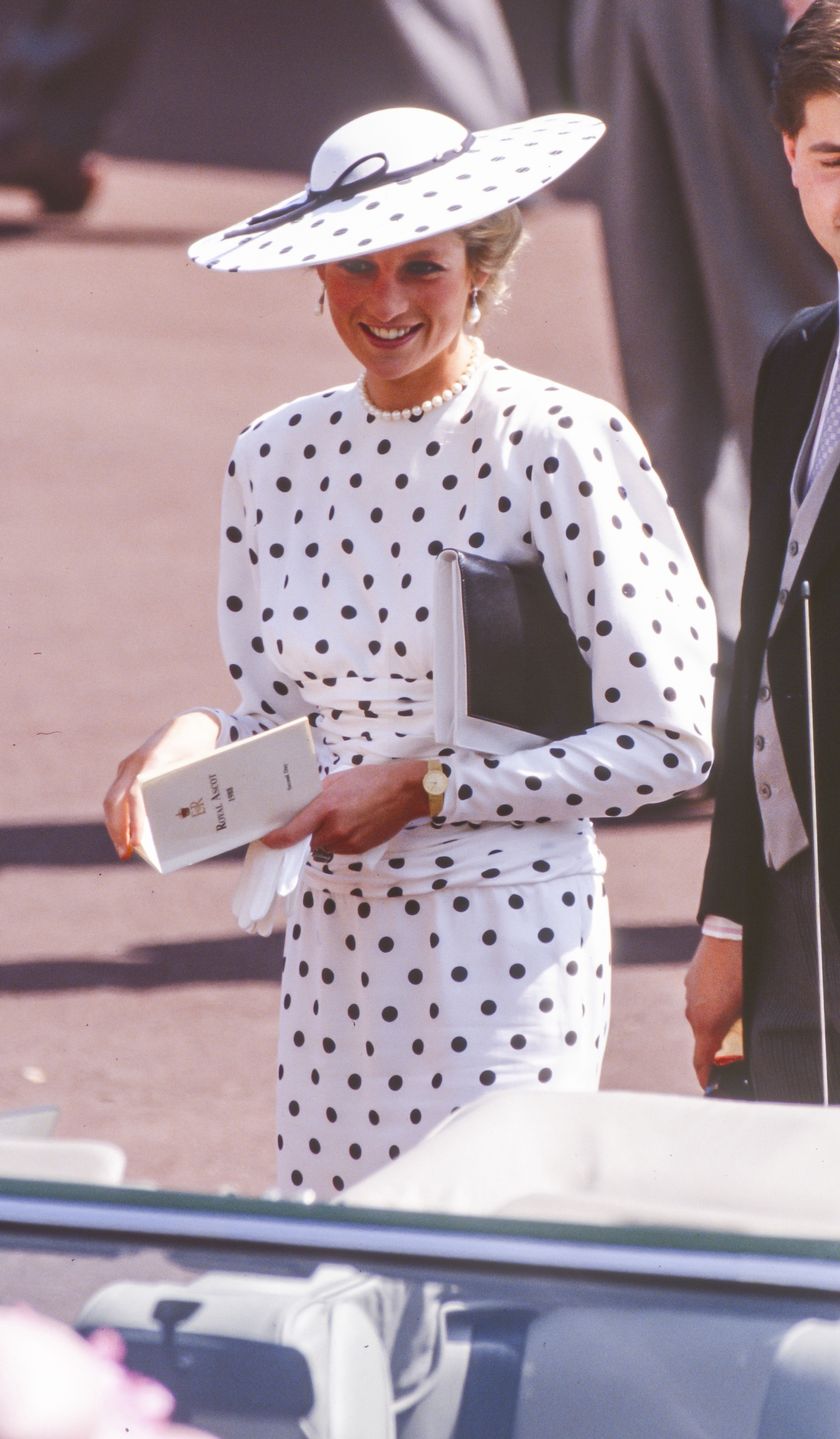 Księżna Diana w sukience w kropki