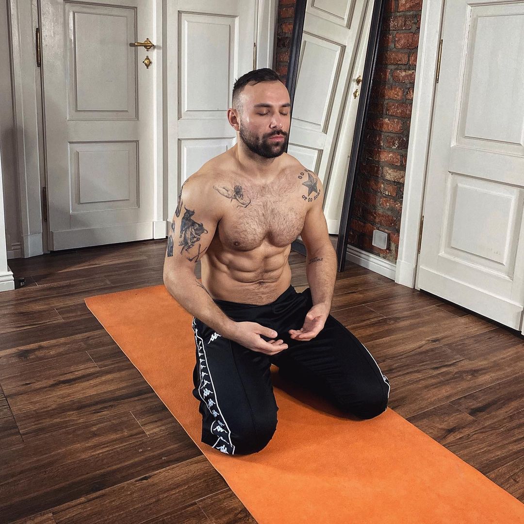 Piotr z "Love Island" zawalczy na Fame MMA