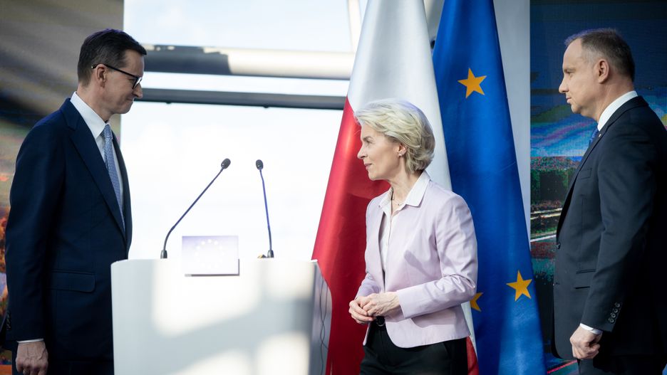 European Commission President Ursula von der Leyen, Polish President Andrzej Duda and Polish Prime Minister Mateusz Morawiecki after a joint news conference at PSE (Polish Power Grids) headquarters in Konstancin-Jeziorna, Poland on June 2, 2022 (Photo by Mateusz Wlodarczyk/NurPhoto via Getty Images)