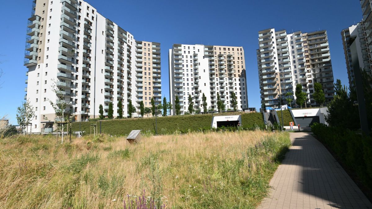 Gda?ski Hongkong
01.07.2025 Gdansk Letnica Osiedle mieszkaniowe Nowa Letnica 
Fot. Wojciech Strozyk/REPORTER
Wojciech Strozyk/REPORTER