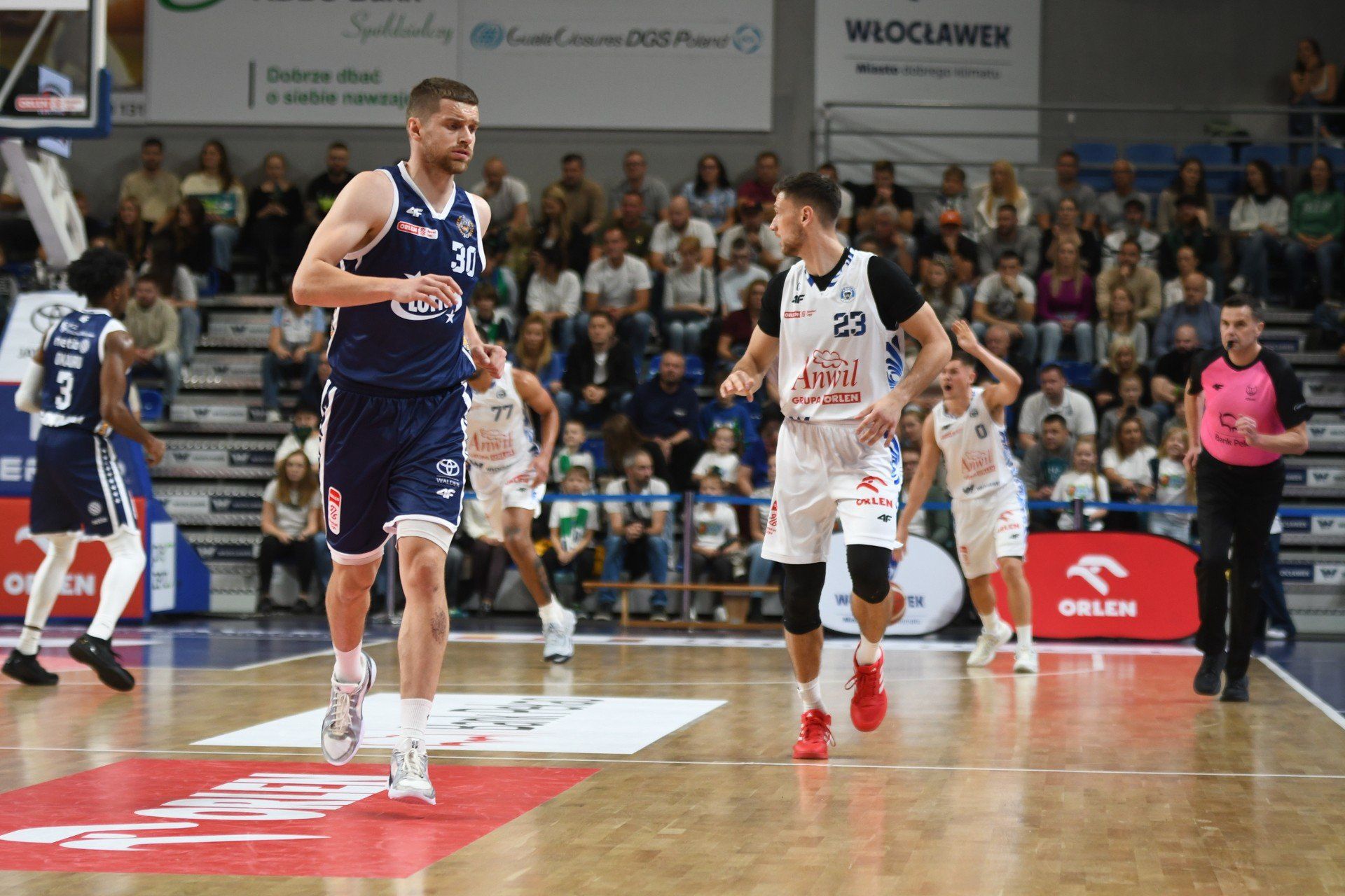 Mecz 3. kolejki Orlenu Basketu Ligi Anwil Włocławek - AMW Arka Gdynia 98:108