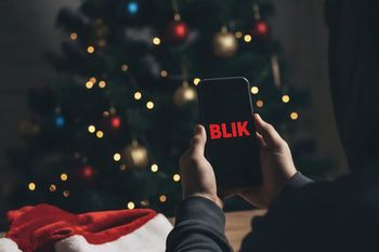 Chciał kupić aparat na święta. Stracił duże pieniądze