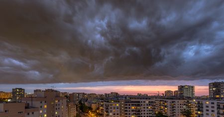 Czeka nas "brutalne przebudzenie"? Jeden scenariusz może grozić recesją w Polsce